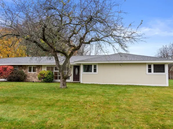 30 Edith Rd, Framingham, MA 01701