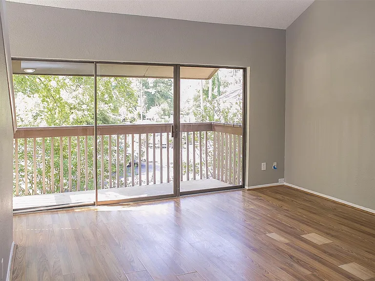12900 Walden Rd #220B — Photo 11