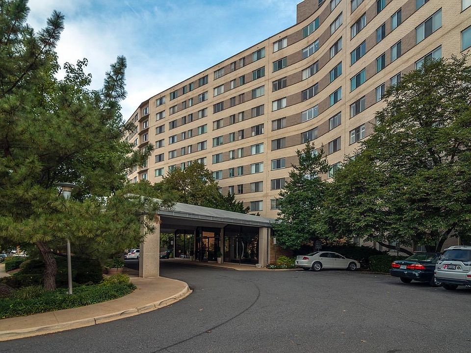 1st image of 1200 N Nash St APT 864