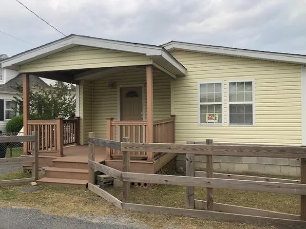 16206 Main Ridge Rd, Tangier, VA 23440