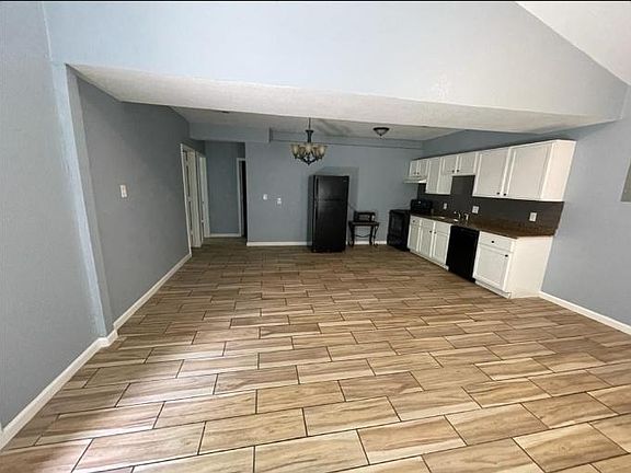 2nd image of 6903 Jackson Ave