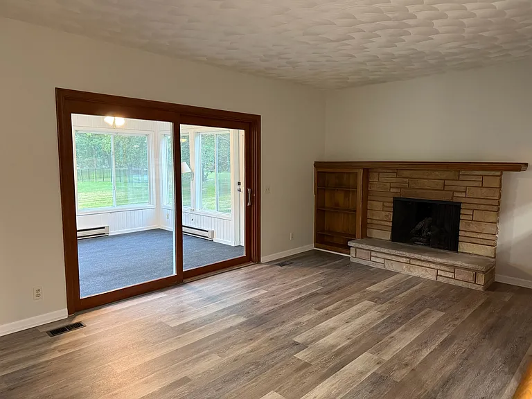 6020 Skyline Dr — Photo 4