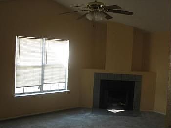 3rd image of 2212 Dickens Dr