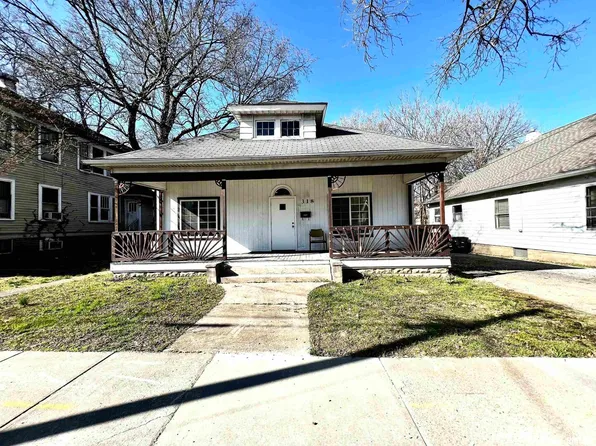 318 W Walnut St, Carbondale, IL 62901