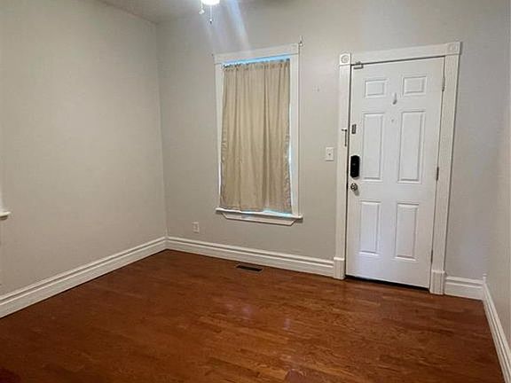 5th image of 3405-7 Juniata St #3407-1F