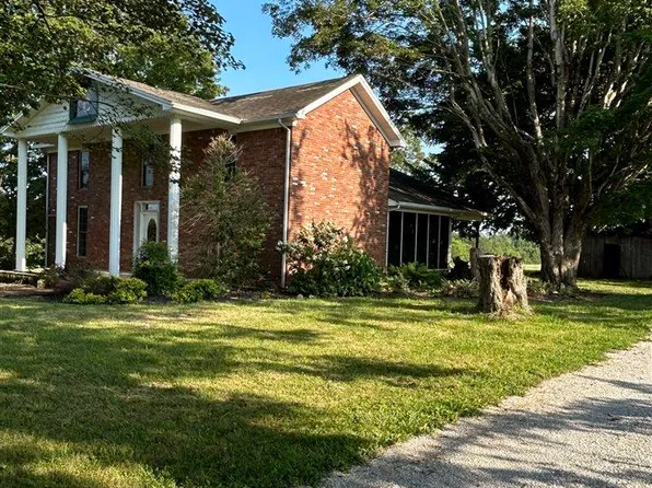 1667 Carden Rd, Glasgow, KY 42141