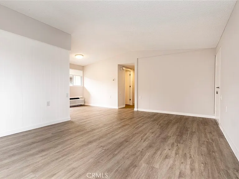 735 Avenida Majorca #A — Photo 12