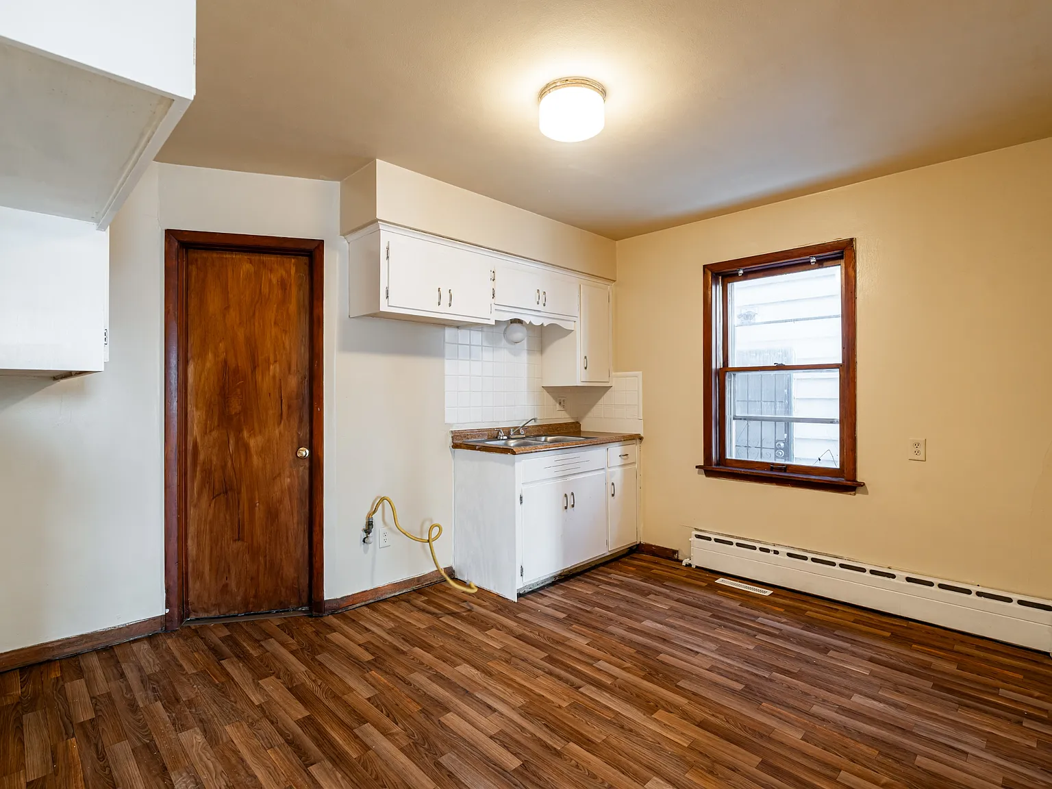 2365 S 7th St - Lower Front — Photo 2