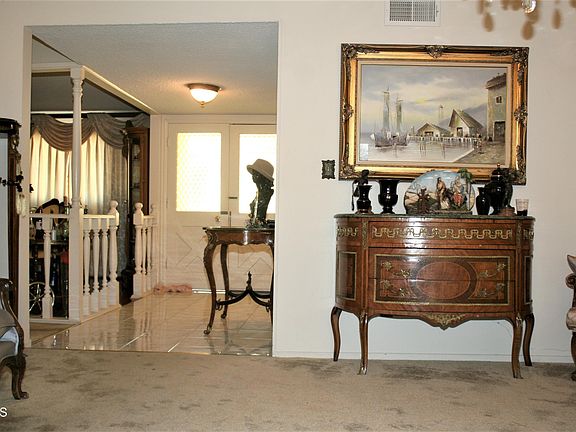 5th image of 964 Adelante Ave