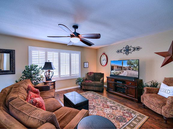 4th image of 712 E Cavalier Dr