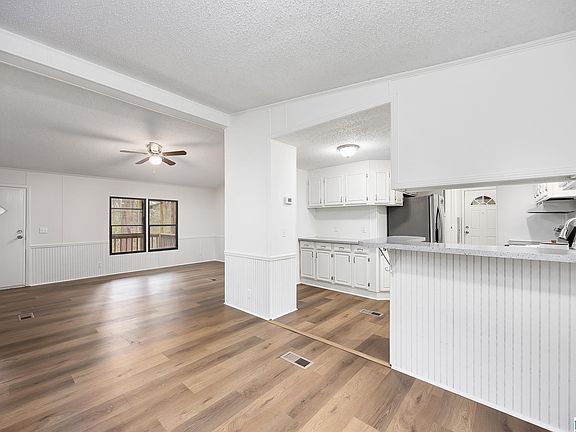 3rd image of 7002 Tilburg Cir