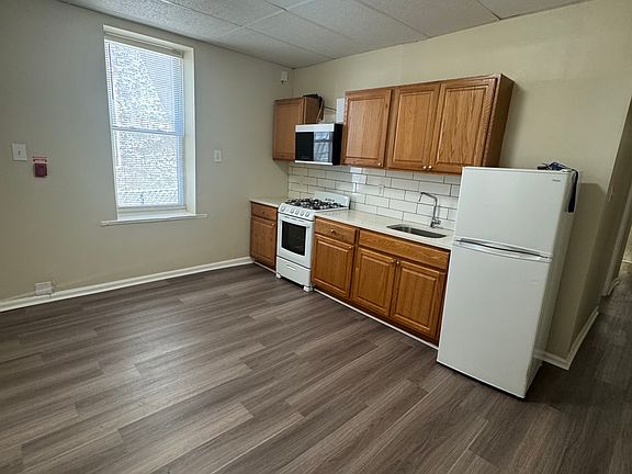 2nd image of 4102 W Girard Ave #1R