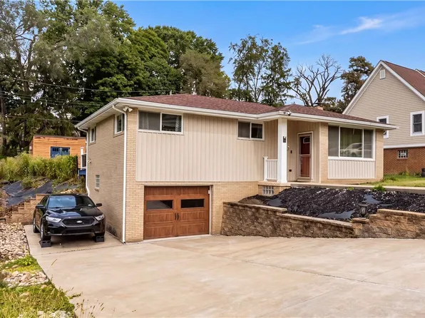 1233 McKinley Dr, Clairton, PA 15025