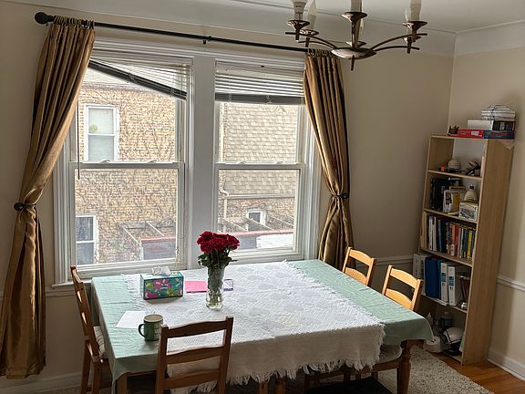 3rd image of 5644 N Saint Louis Ave #2