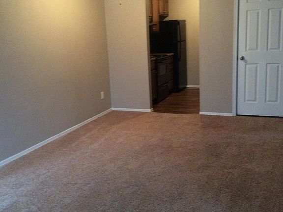 2nd image of 1210 Missouri Ct APT 127