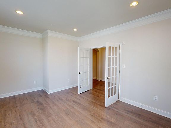 4th image of 7402 Stanton Place Gln