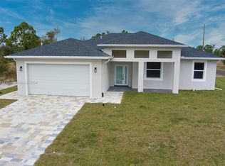 731 Manuel St E, Lehigh Acres, FL 33974