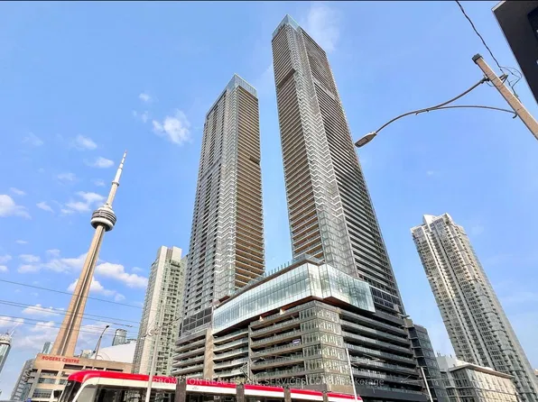 3 Concord Cityplace Way #326, Toronto, ON M5V 0X4