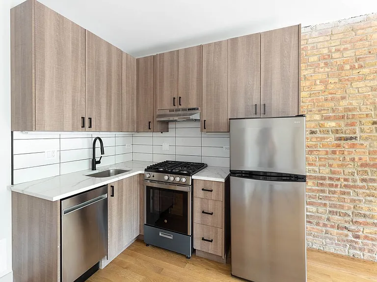 4600 N. Winchester / 1940-54 W. Wilson — Photo 60