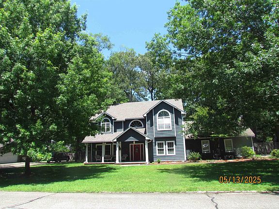 2nd image of 100 Brentwood Cir
