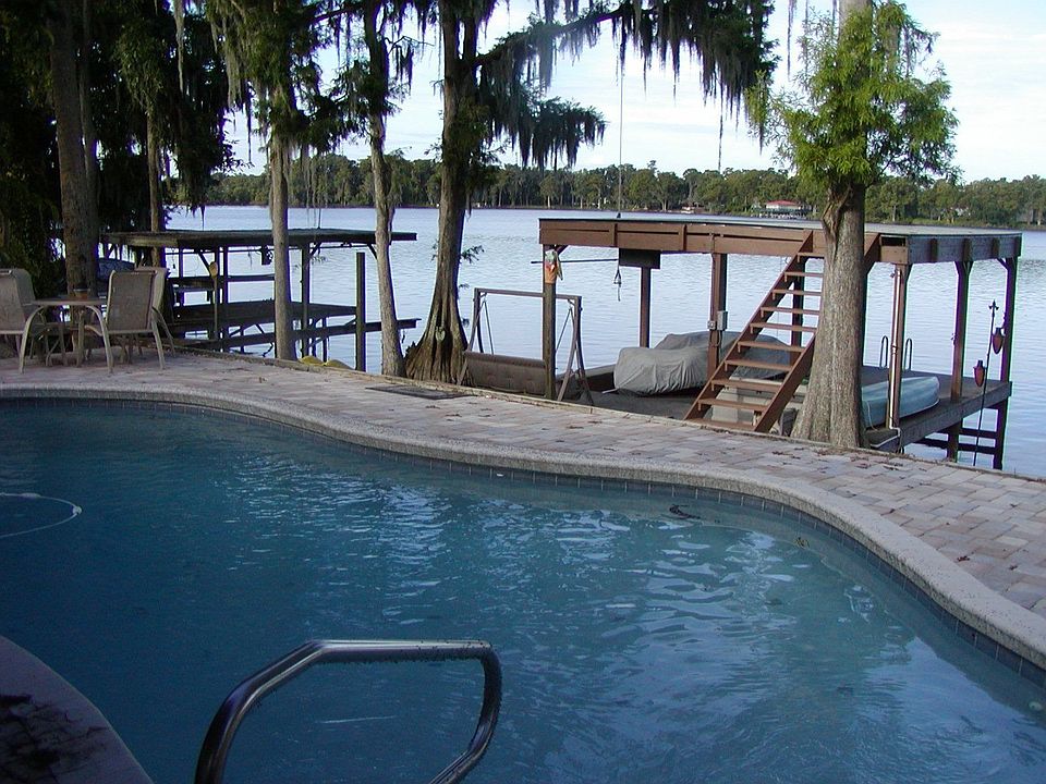 pool & dock