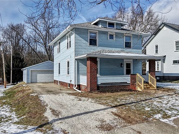 2nd image of 405 Tuscarawas Ave NW
