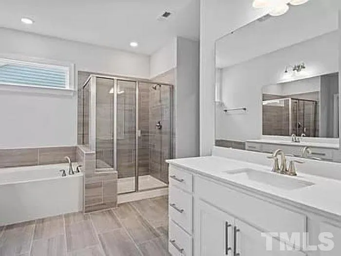 2237 Jollay St — Photo 19