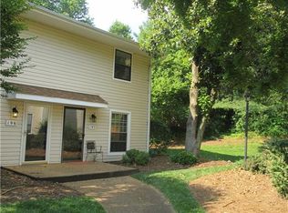 197 Driftwood Ln, Winston Salem, NC 27104