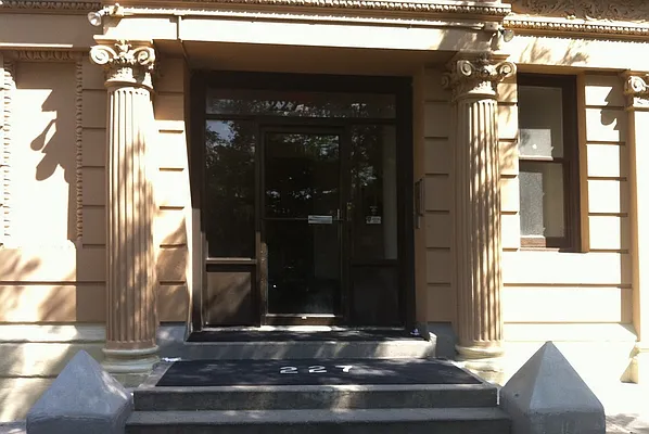 Rented by THOMAS F CAMPENNI CO | media 25