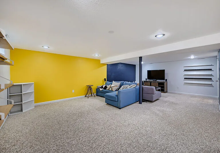 1007 Venus Dr — Photo 8