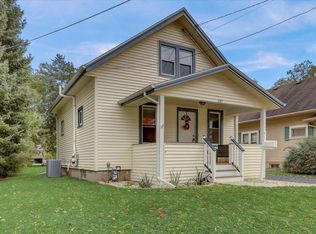 107 Columbia Ave, Waukesha, WI