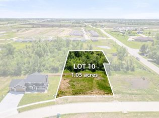 2921 Timber Creek Ct, Hiawatha, IA