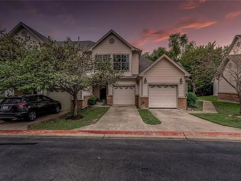 12205 Abbey Glen Ln — Photo 1