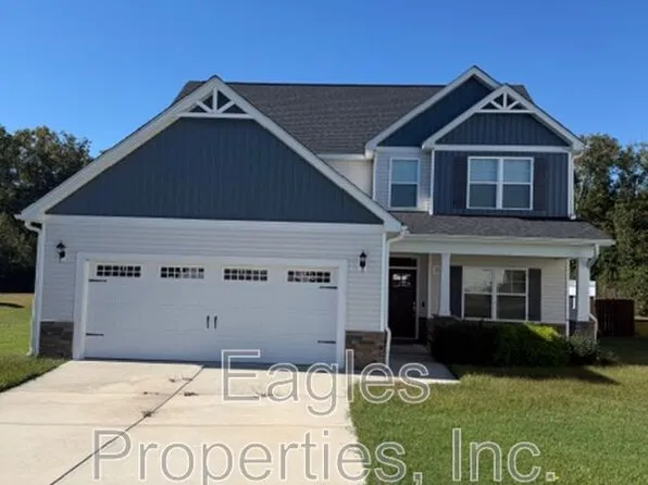 119 Auburn Bay Dr, Pikeville, NC 27863