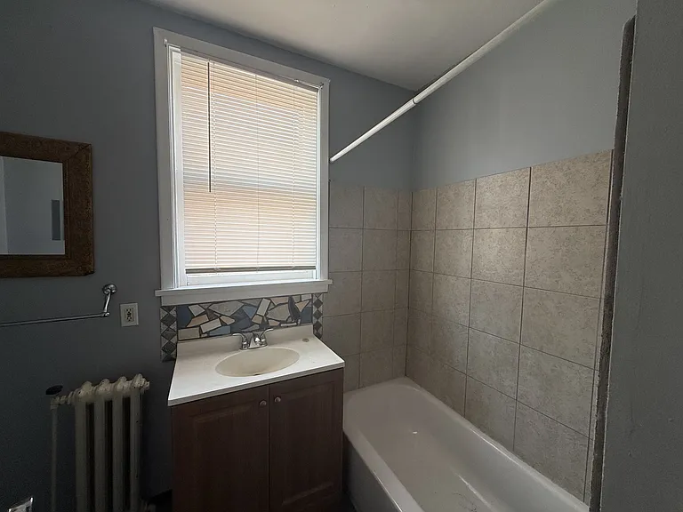 205 Lake Ave #4 — Photo 8