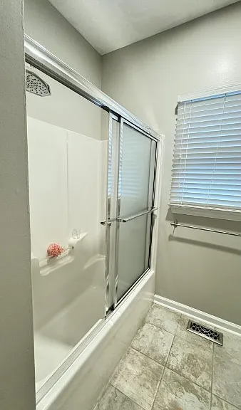 220 Spring Lake Dr — Photo 9