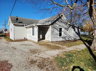 207 East St, Royal Center, IN 46978