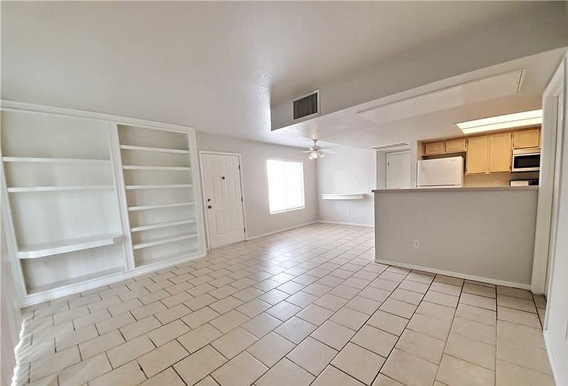 1st image of 8070 W Russell Rd Unit 2091