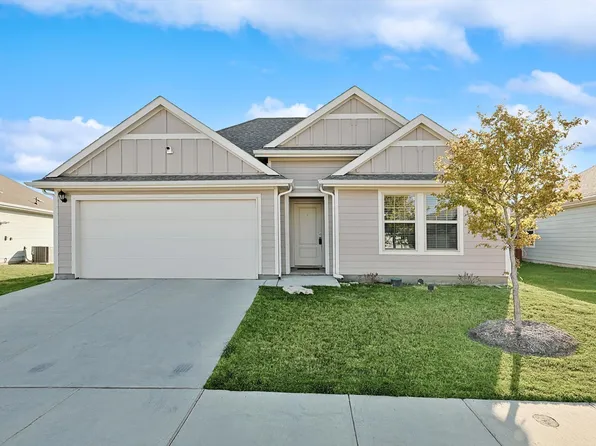 11120 Westpond Dr, Aubrey, TX 76227