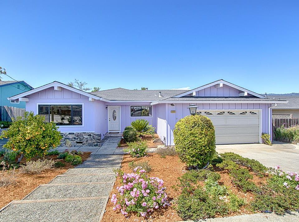 1st image of 177 Mesa Verde Dr