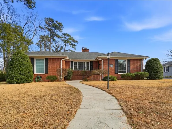 718 E Riverview Dr, Suffolk, VA 23434