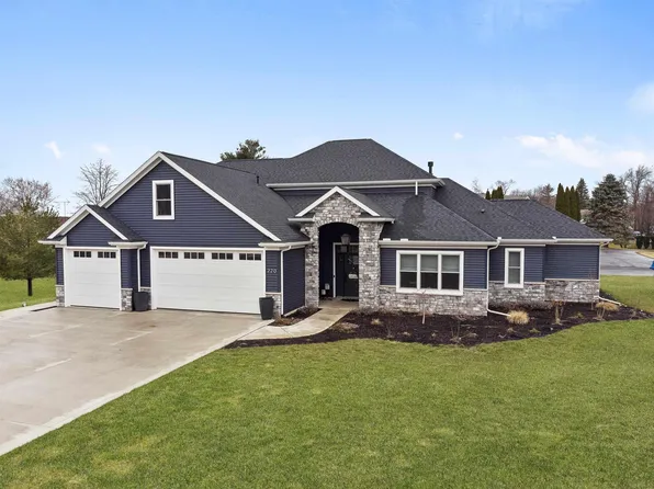 220 Lane Lake Gate, Angola, IN 46703