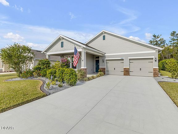 3rd image of 2885 Monaghan Dr