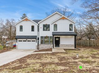 21645 W Ravine Dr, Lake Zurich, IL 60047