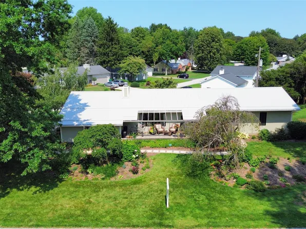 1420 Hardscrabble Blvd, Erie, PA 16505