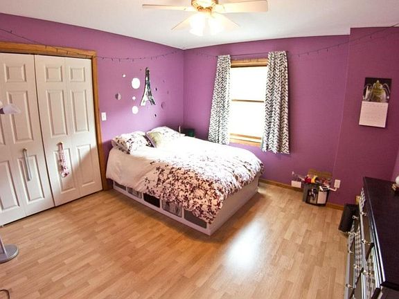 4th image of 3627 S Emerald Dr