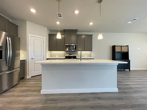 4th image of 3408 Zellwood Ln