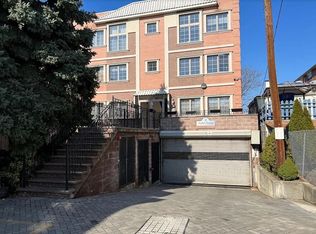 124 68th St APT 106, Guttenberg, NJ 07093