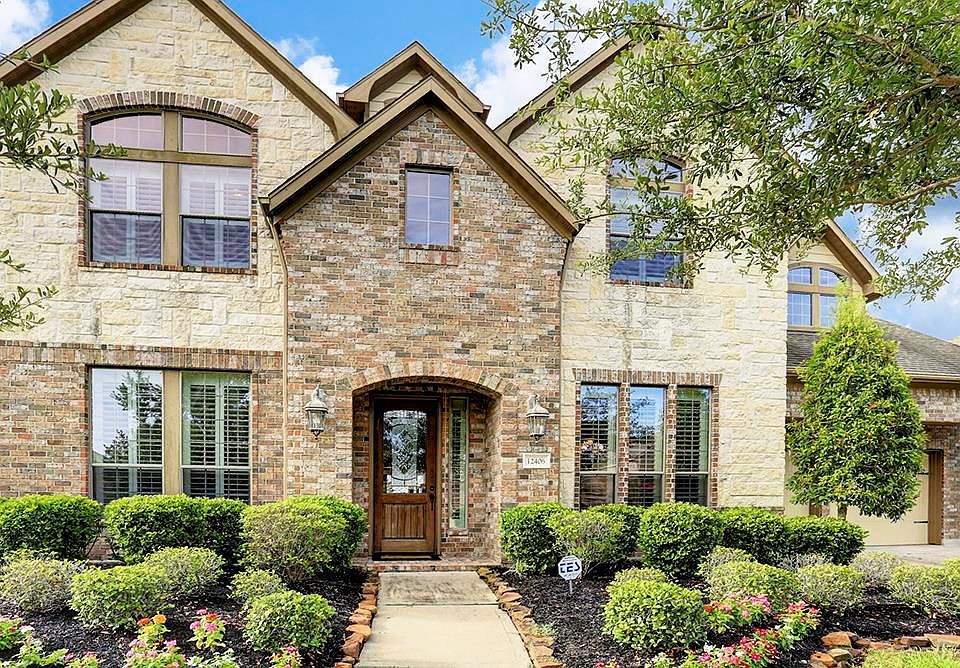 1st image of 12406 Garden Field Ln