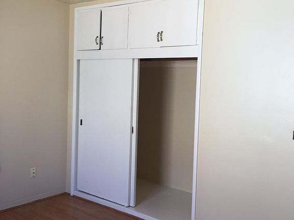 4th image of 404 W Hermosa St APT B